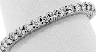 34 BRILLIANT DIAMONDS .55 CT TW PLATINUM WEDDING RING